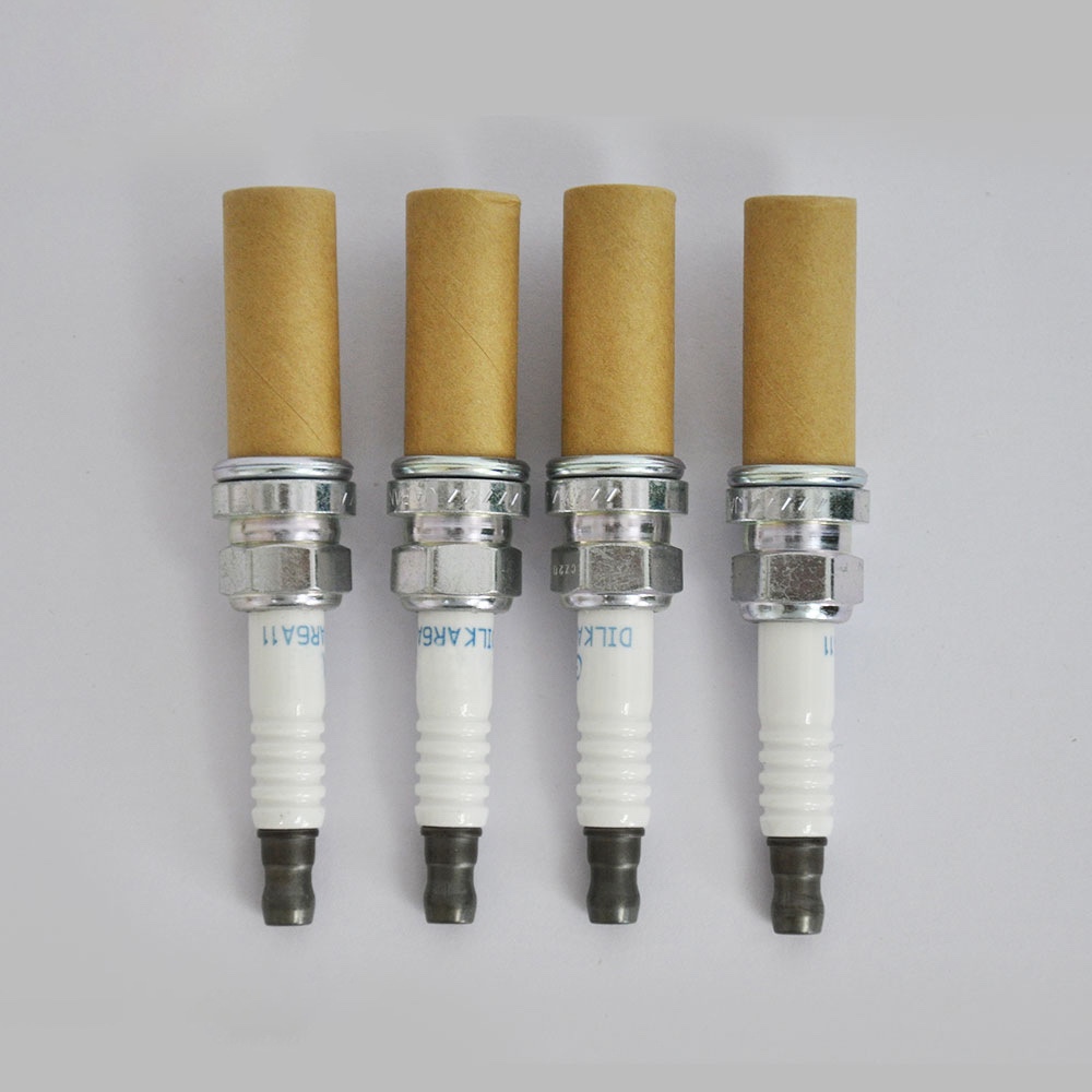 Spark plug 0041593903 is suitable for Mercedes-Benz cars details Picture