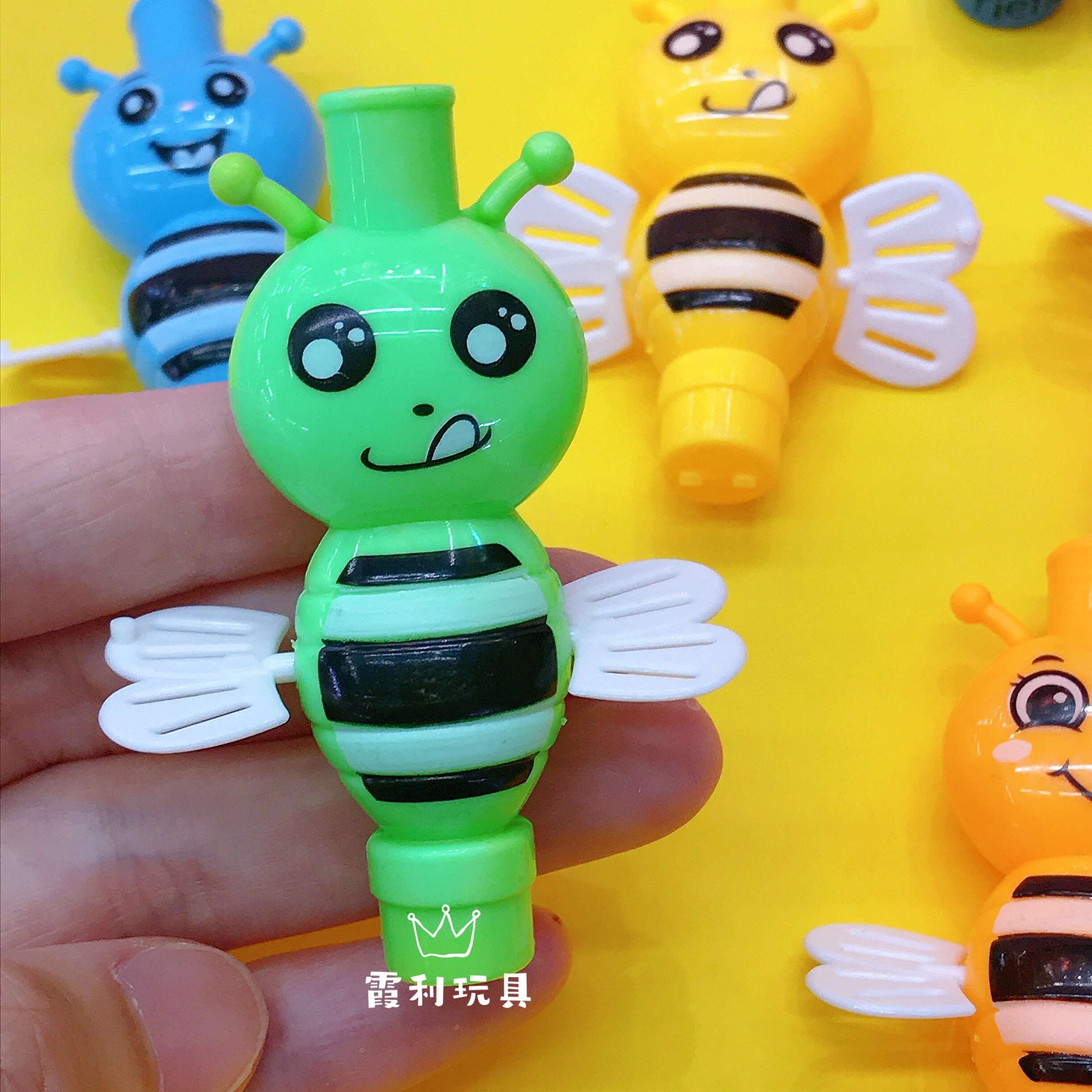 Little Bee Whistle Children's plastic toy gift Gacha detail image 3