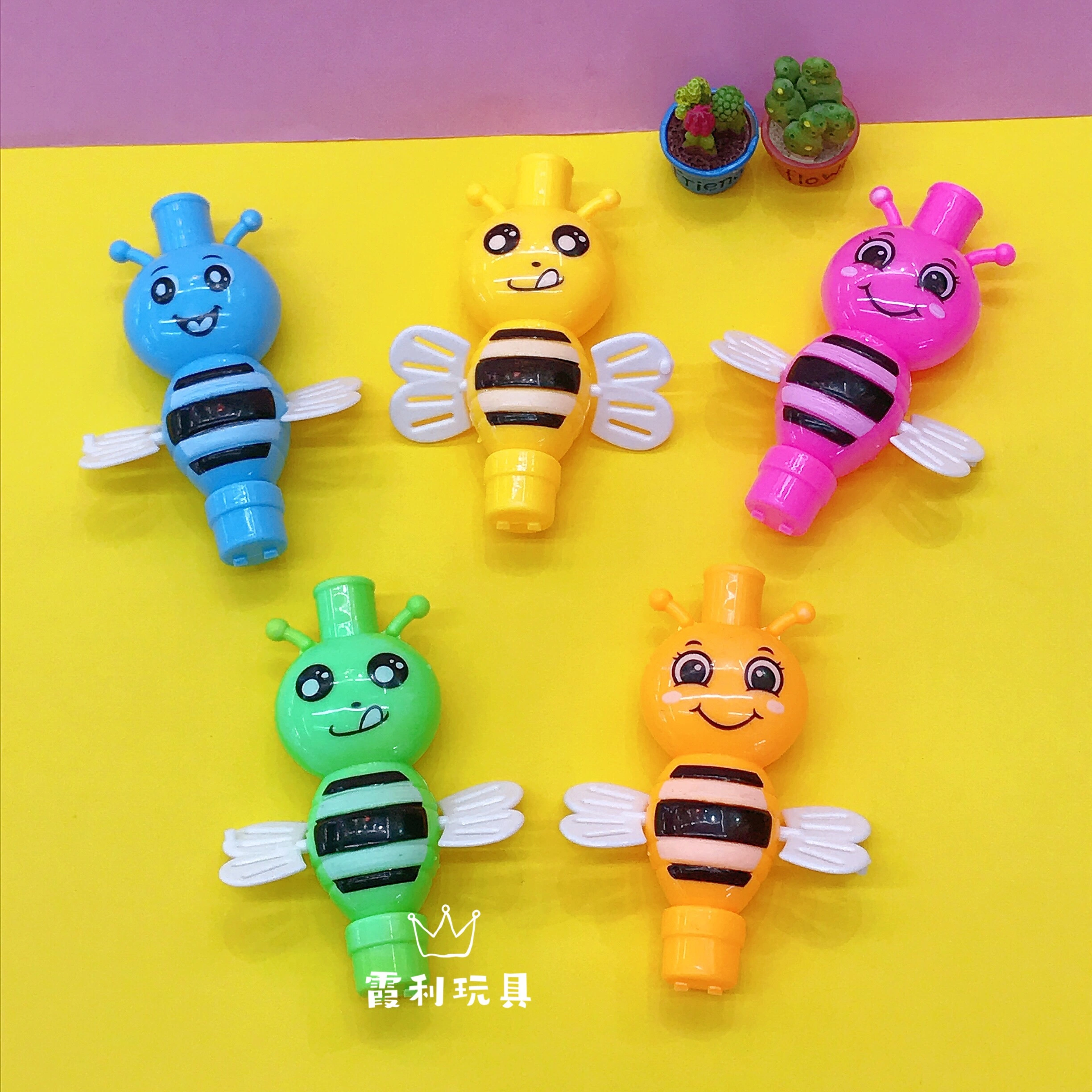 Little Bee Whistle Children's plastic toy gift Gacha detail image 1