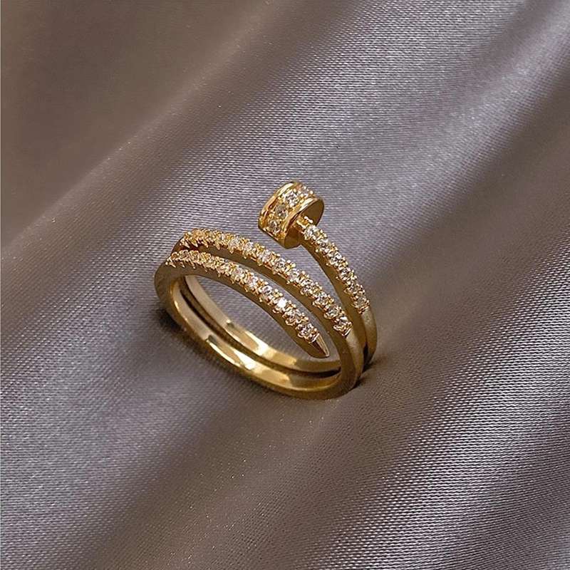 The new Instagram trendy multi-layer nail ring with a cold style features a fashionable, individual and niche design Application Scenario