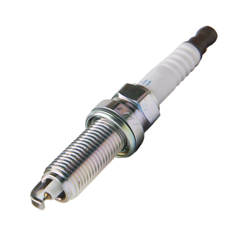 The spark plug 22401-CK81B is suitable for Nissan vehicles Item Picture