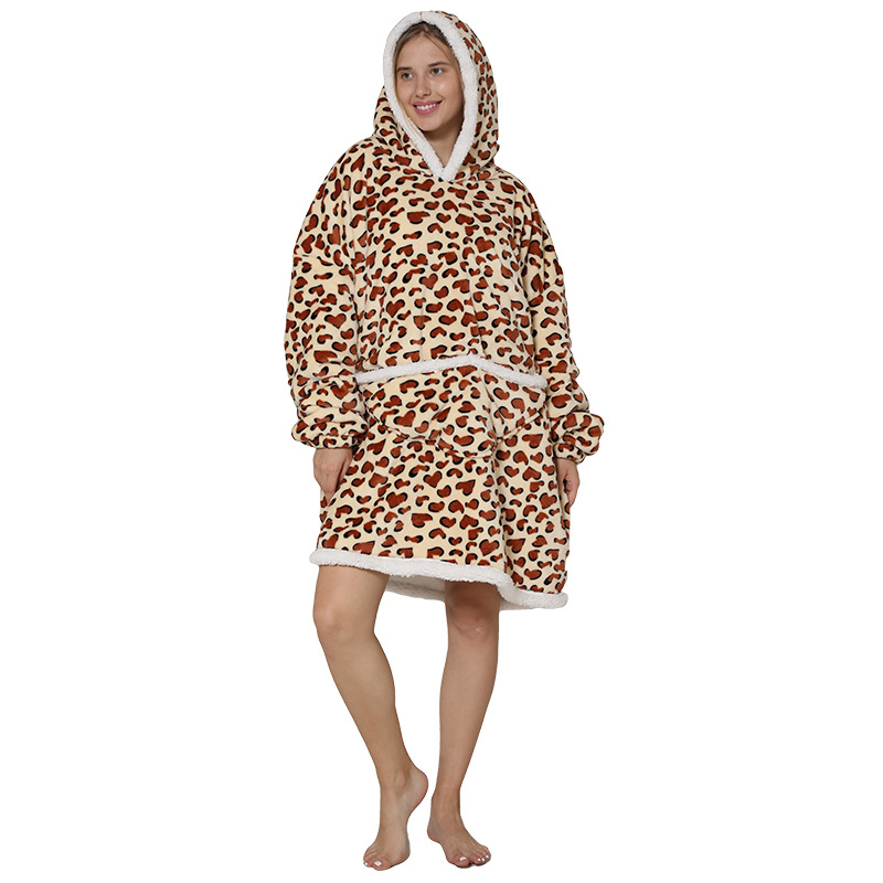 Cape Parent-child, adult cold-proof clothing, cape TV blanket, thickened autumn and winter 2021 new style detail image 17