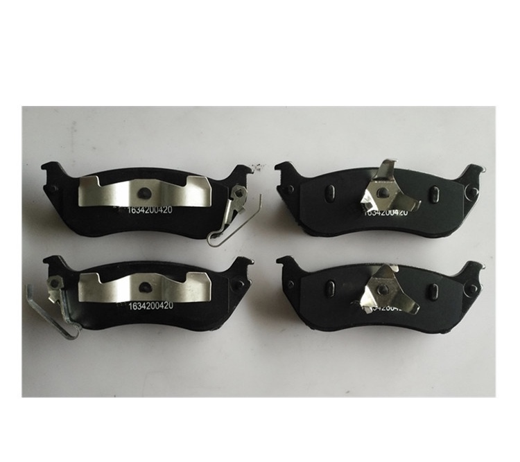 Brake pad 1634200420 is suitable for Mercedes-Benz cars detail image 4