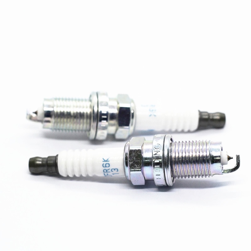 The spark plug 22401-01P15 is suitable for Nissan vehicles Specification image