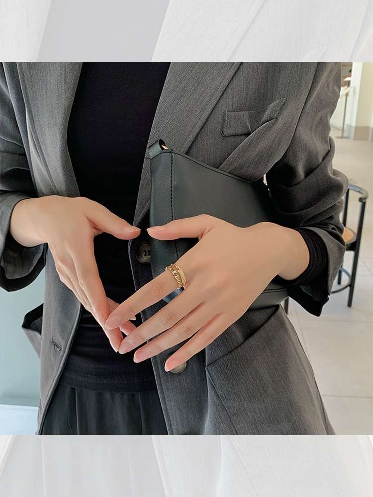 Double-layer light luxury high-end ring, women's opening personality, Instagram trendy joint ring, tail ring, internet-famous fashionable food ring Application Scenario