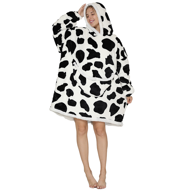Cape Parent-child, adult cold-proof clothing, cape TV blanket, thickened autumn and winter 2021 new style detail image 7