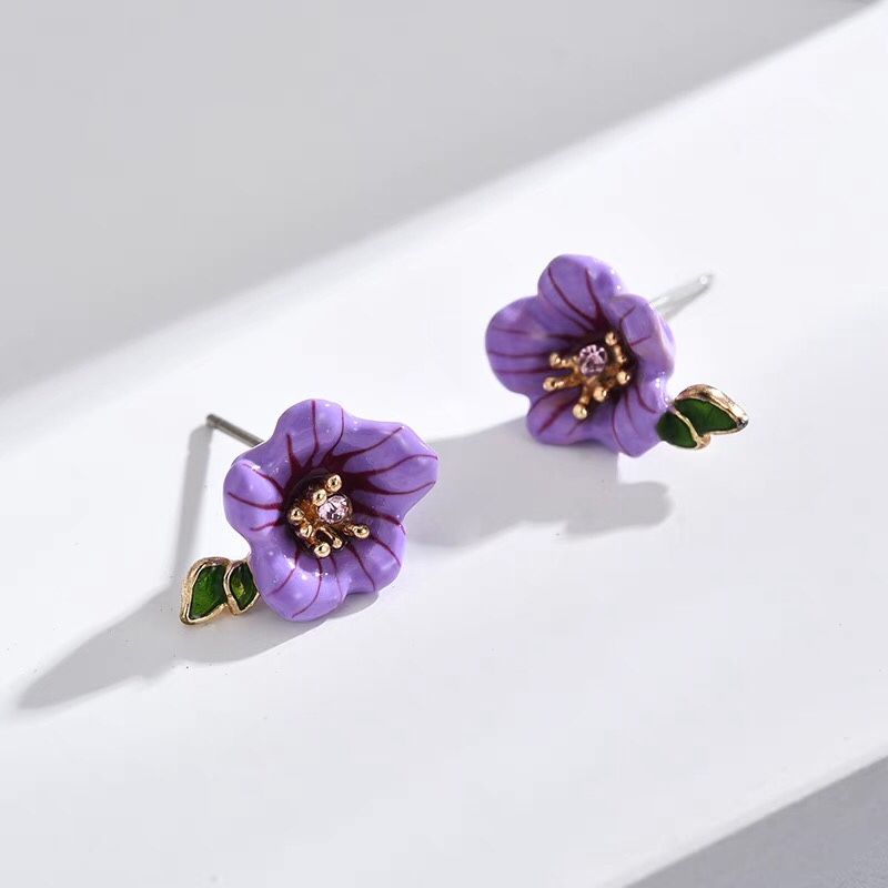 Sweet fashion vitality girl cute trend party essential earrings.