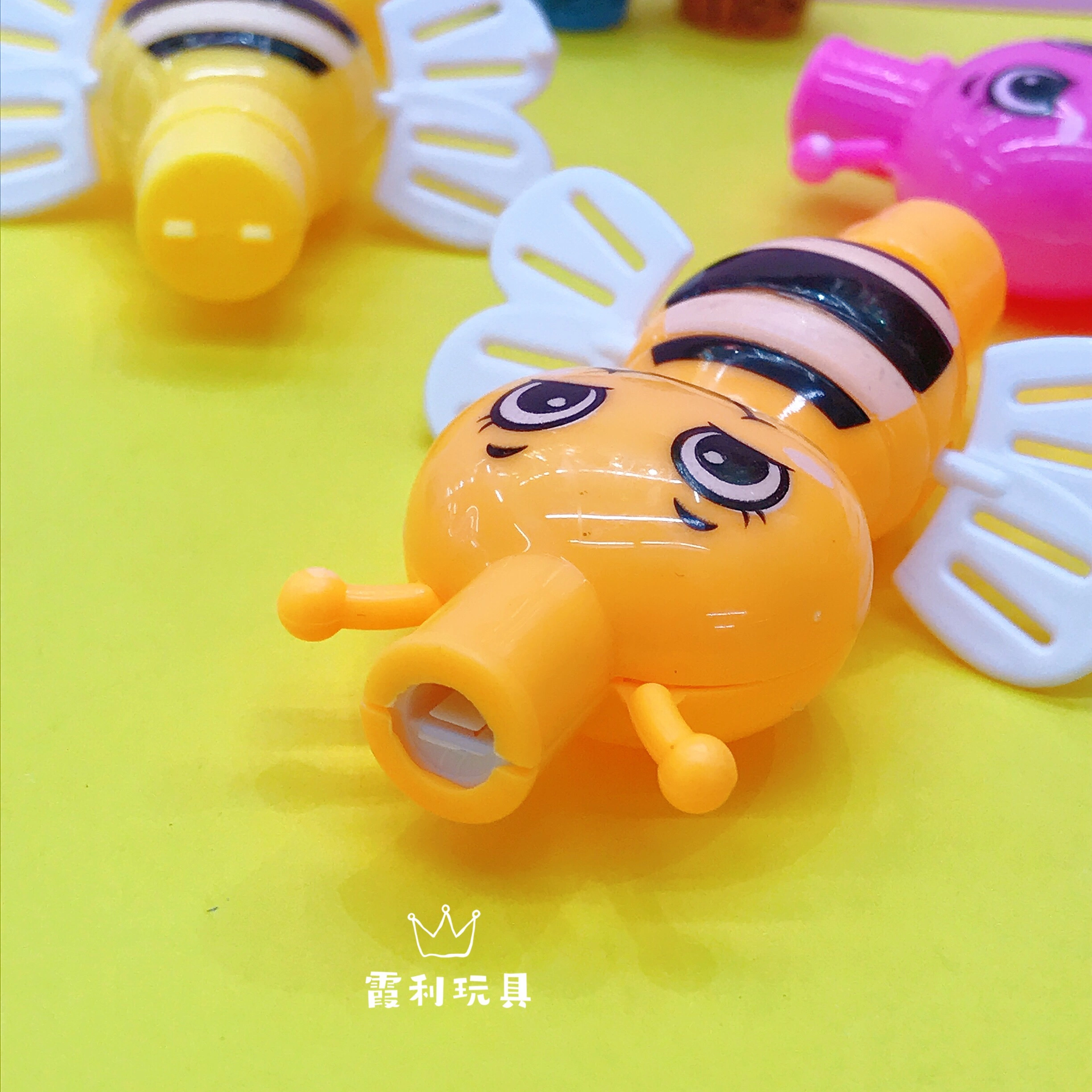 Little Bee Whistle Children's plastic toy gift Gacha detail image 5
