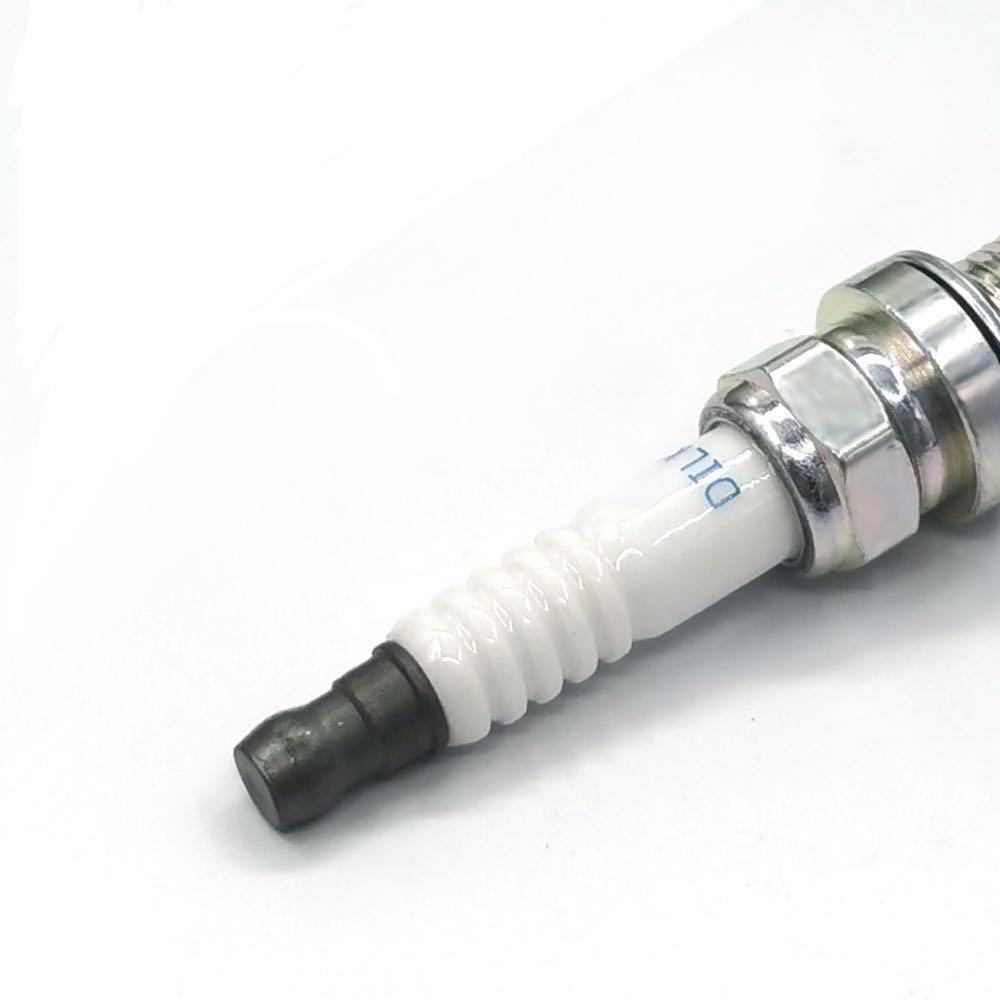 The spark plug 22401-1KC1C is suitable for Nissan vehicles Specification image