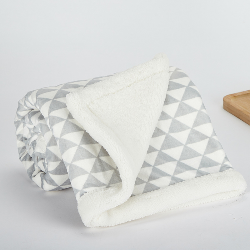 Double-layer thickened blanket for nap, baby and children's kindergarten, velvet + soft cotton fleece Specification image