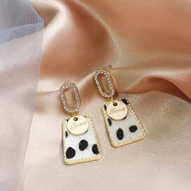 French style unique leopard print design delicate atmospheric earrings