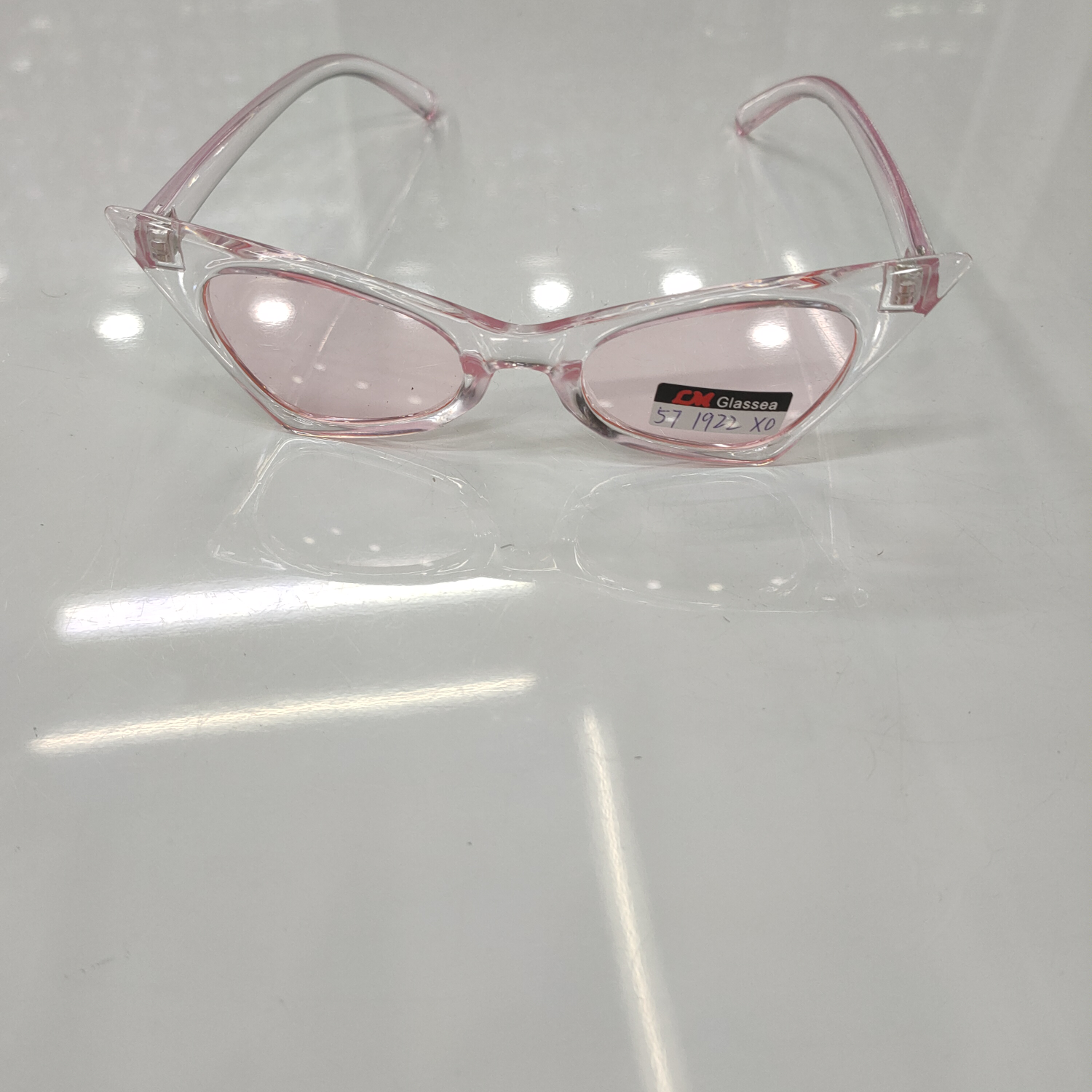 墨镜太阳镜外贸时尚新品彩色镜框男女通用粉色图