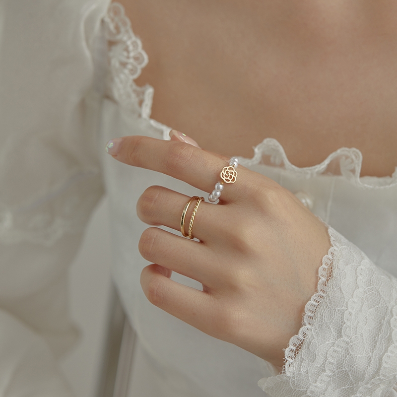 Two stacked pearl camellia ring sets, a simple forest-themed niche design for women's light luxury, stylish and versatile details Picture