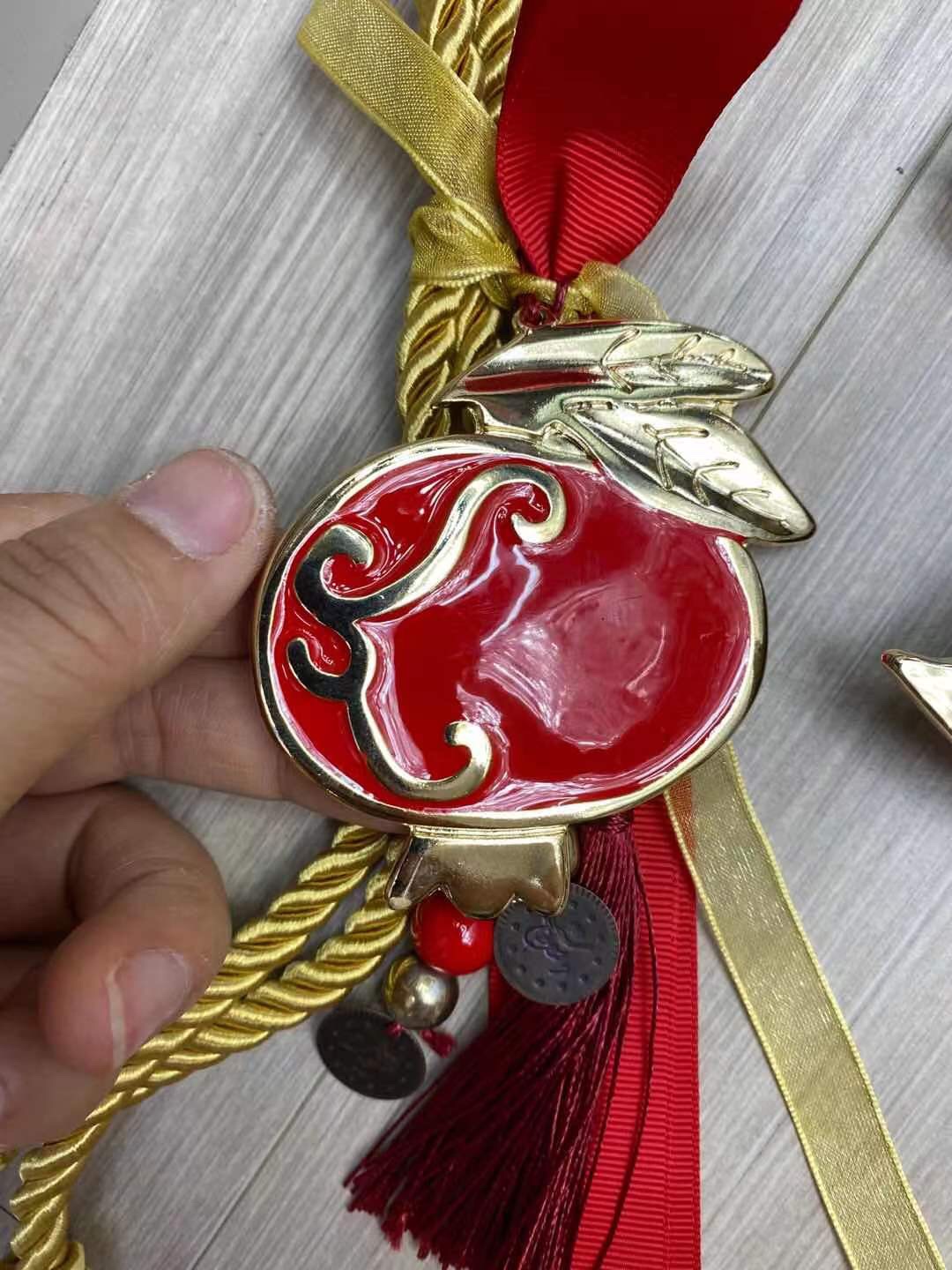 New red pendant details Picture