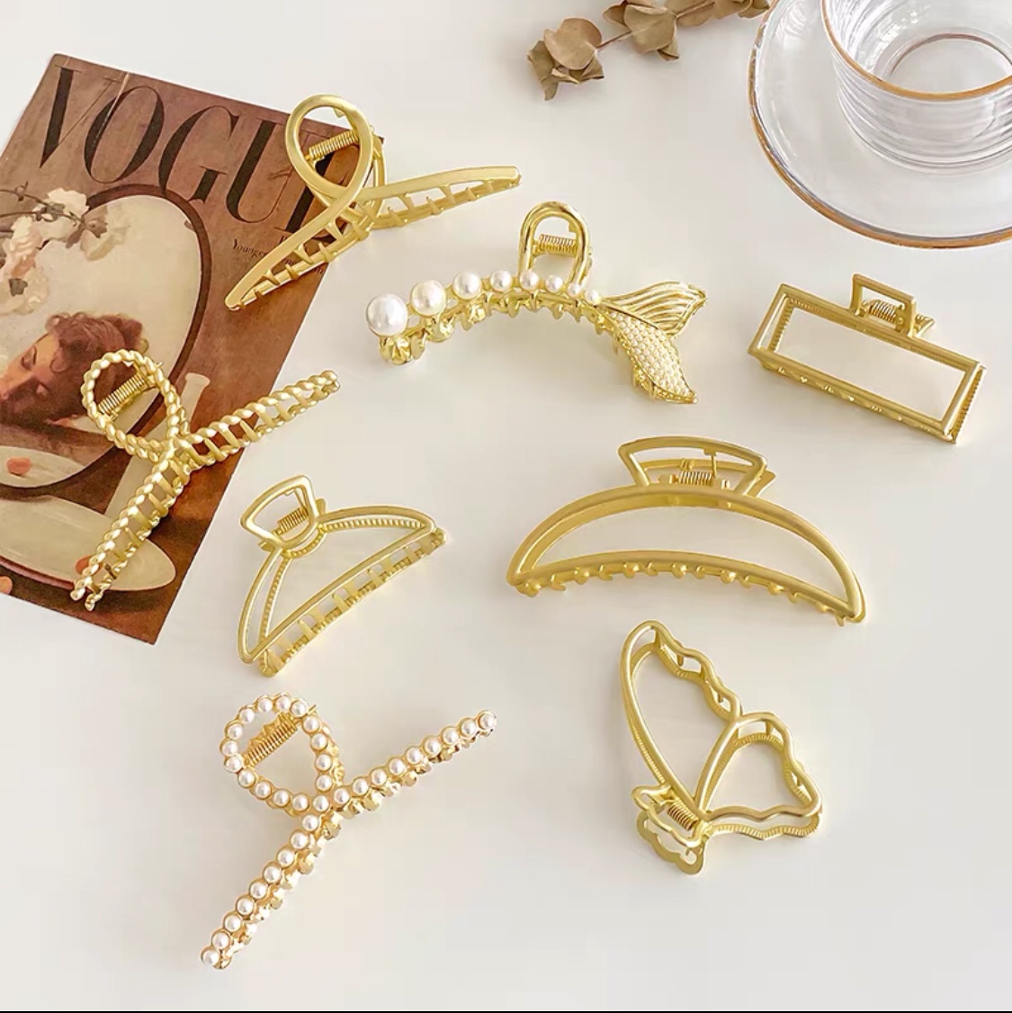 Korean version hair clips, popular alloy large claw hair clips in various styles, best-selling items