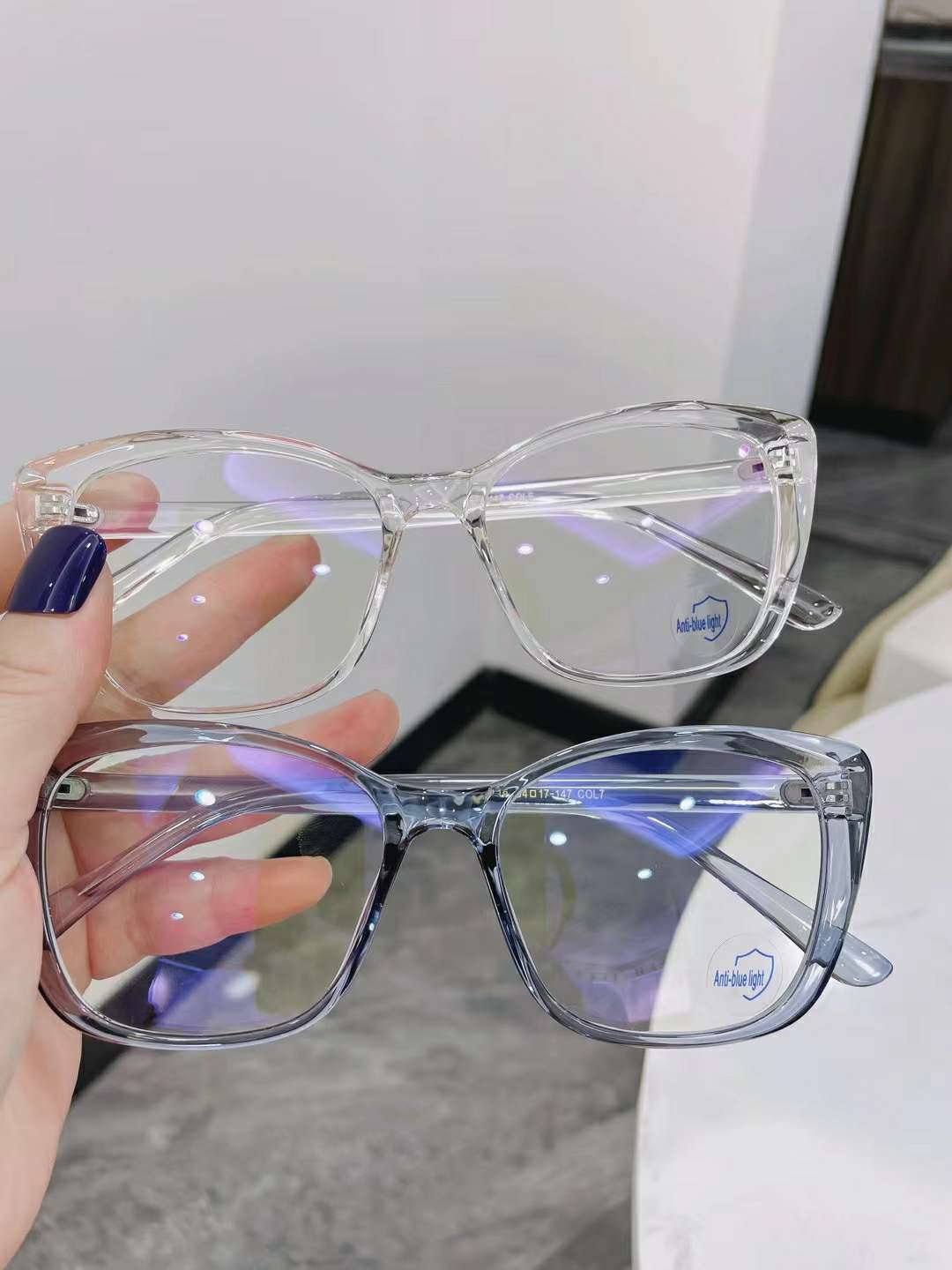型号：TR86016，猫眼型个性设计风格时尚素颜防蓝光眼镜框己出货产品图
