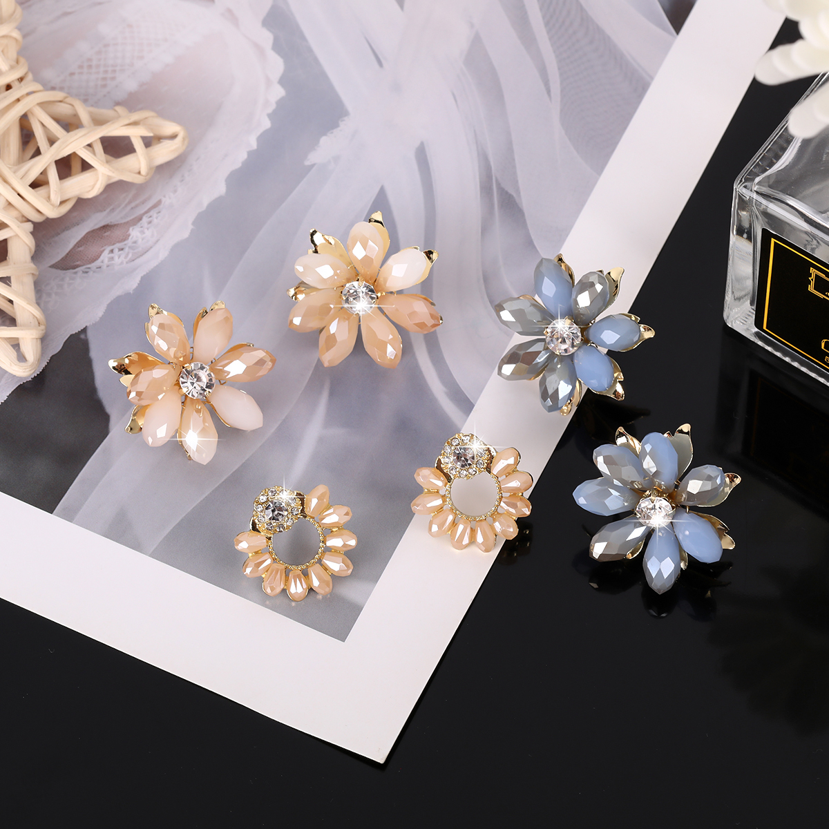 韩国新款优雅气质流苏耳环时尚高级感简约百搭耳饰女韩国时尚设计感耳坠镶钻耳钉气质简约耳饰新品款.0优雅气质流苏耳环4706