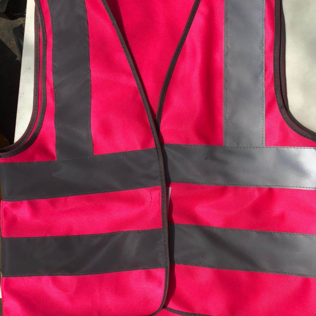 玫红色儿童反光背心