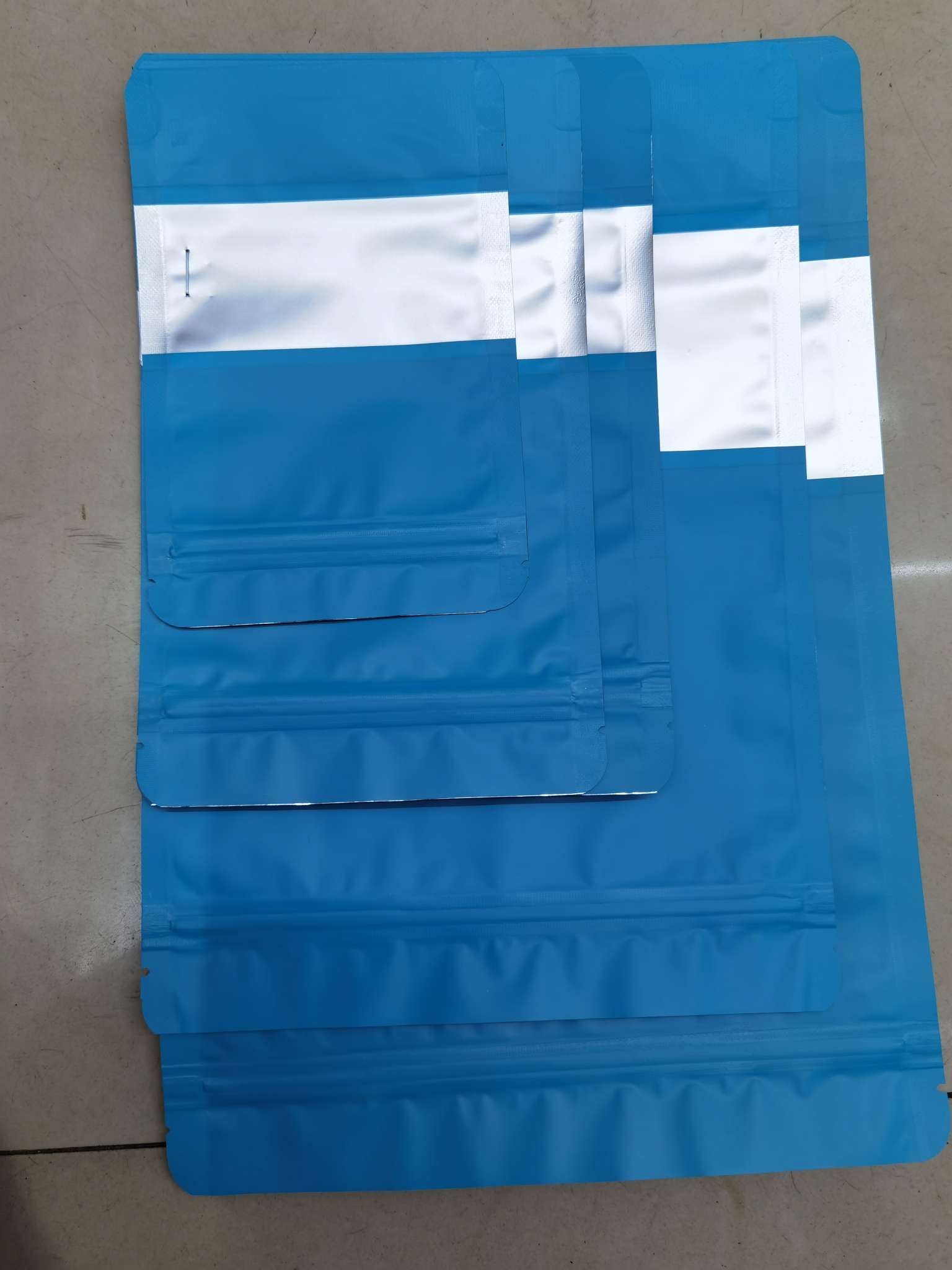  复合材印刷产品图