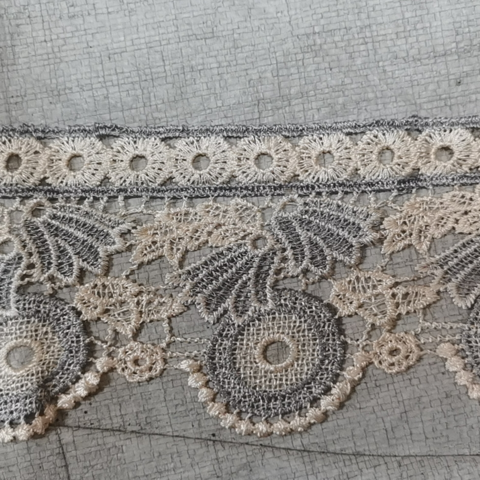 1047 Lace fabric embroidered fabric