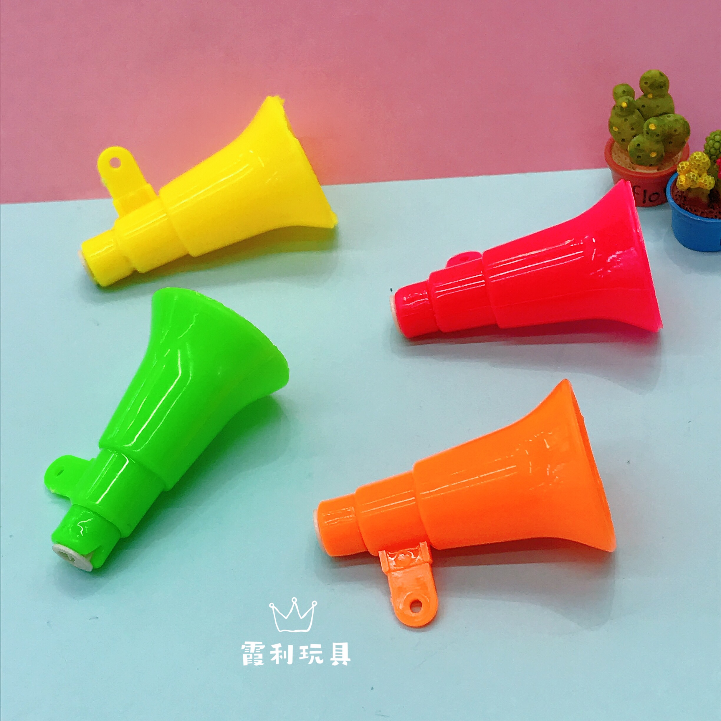 Trumpet Whistle Children's plastic toy giveaway gacha detail image 4