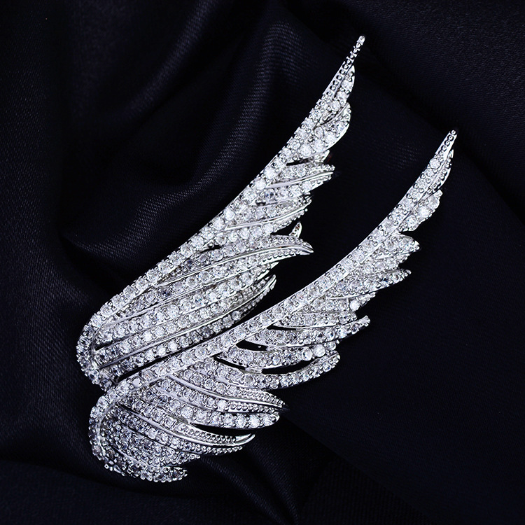 Wholesale of Korean-style creative accessories, angel wing brooches, men's and women's suit pins, accessories and corsages detail image 5