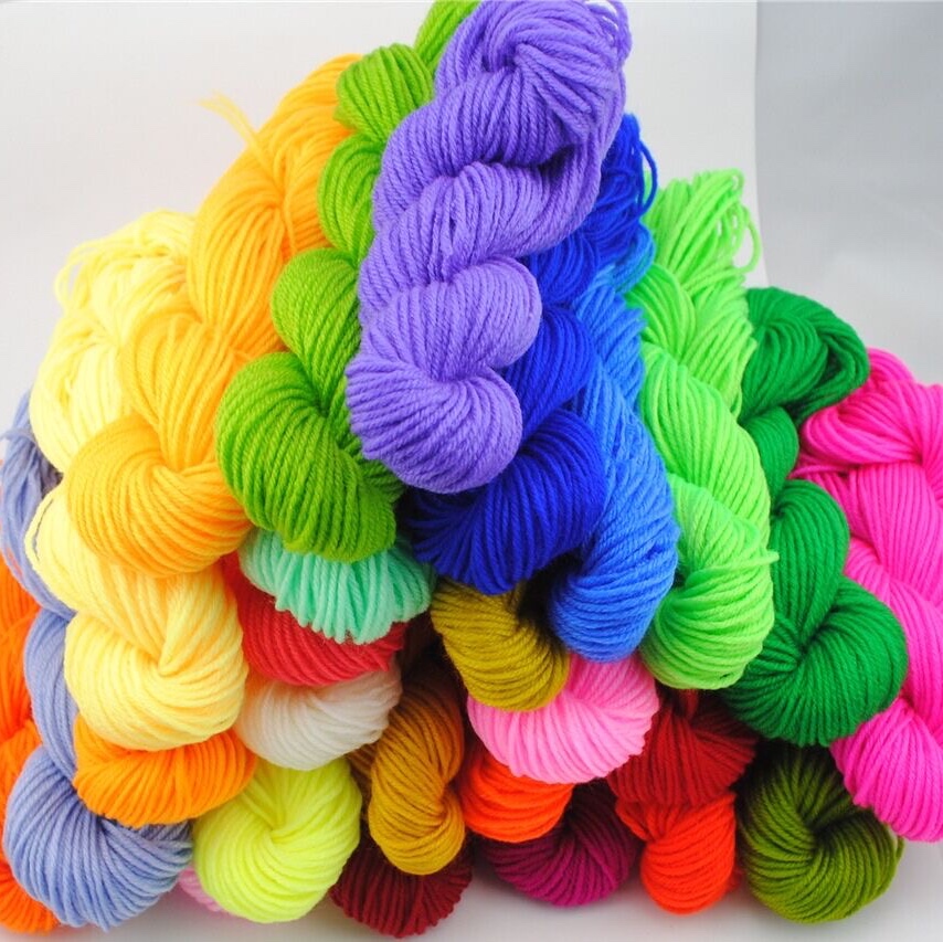 Factory direct sales of 4-strand acrylic wool, all-sunny wool, export wool balls, DIY wool, over 40 colors in stock