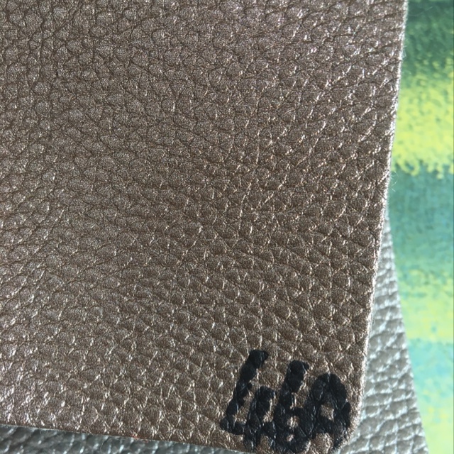 939