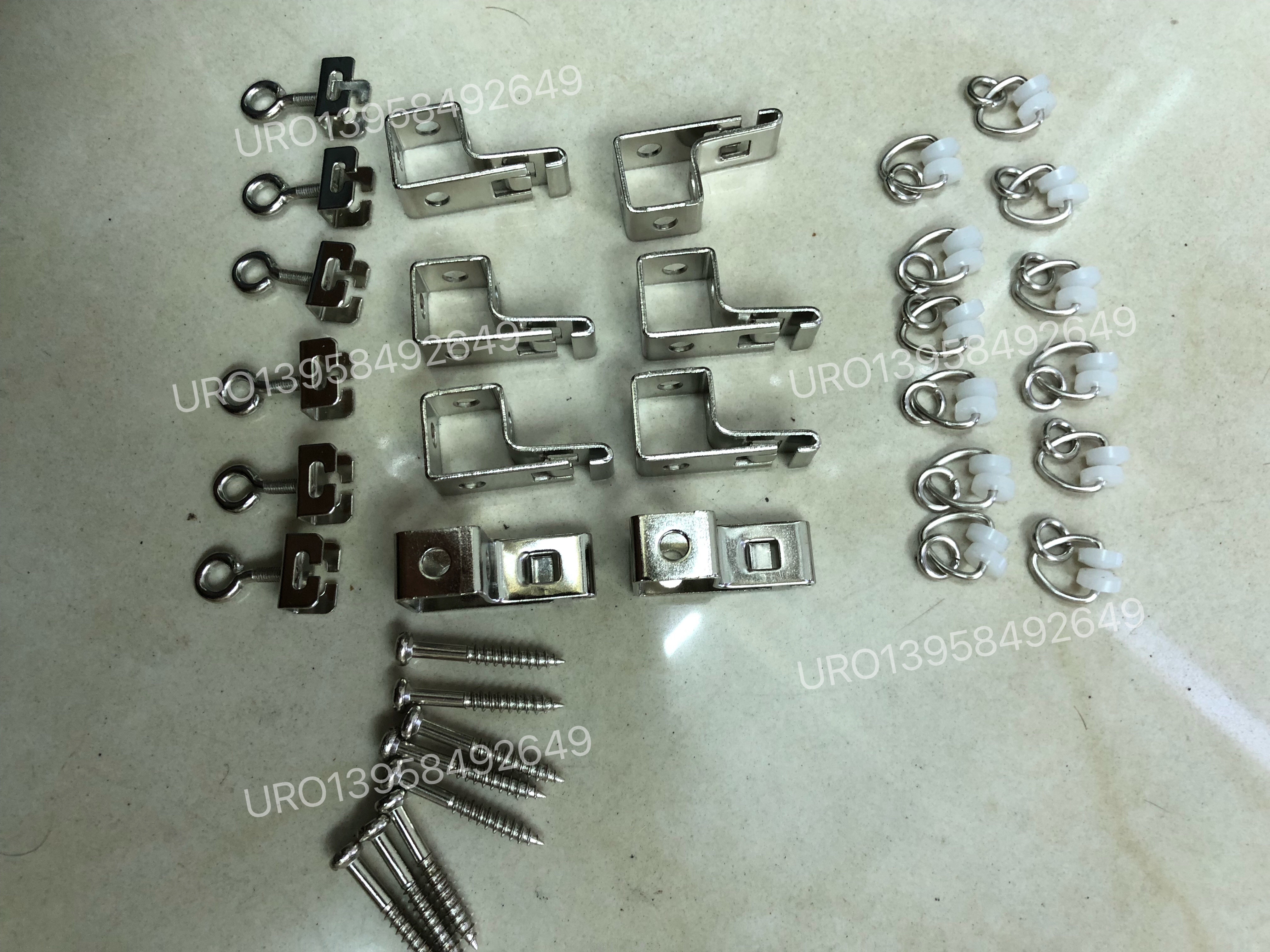 قضبان النوافذ، الأعمدة الرومانية، ومدار الستائر الحديدية، ومسار ارات الحرف اليدوية، والملحقات المدارية الجلدية، 408886 50886، الستائر الزرقاء Application Scenario