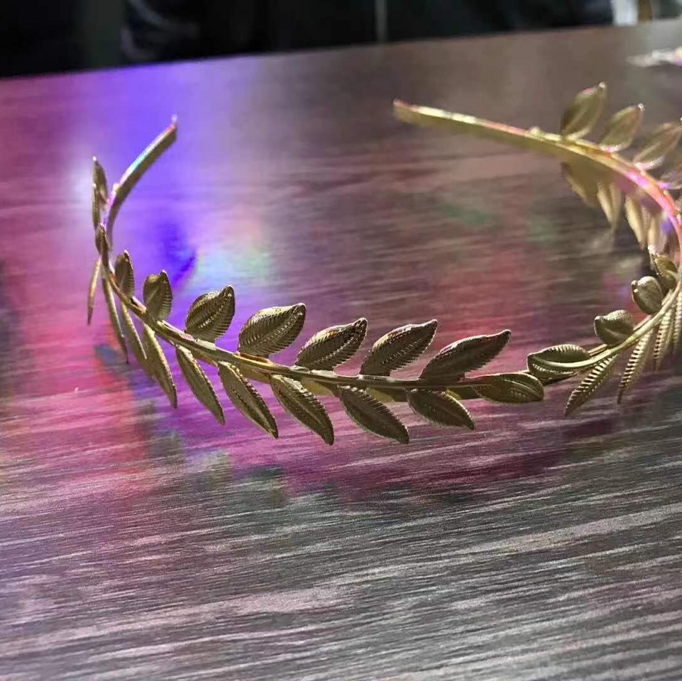Leaf crafts