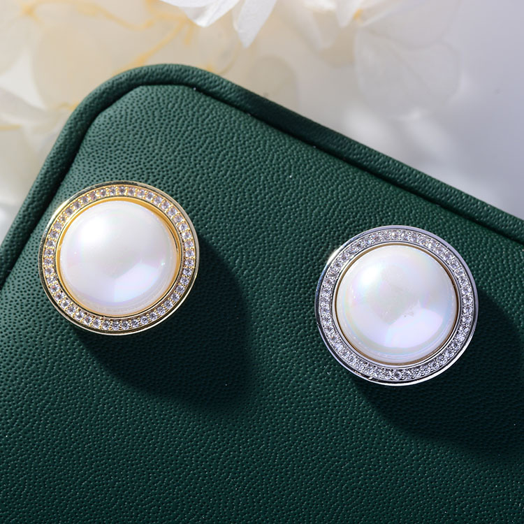 New fashion accessories Magnet Brooch piercing-free anti-slip button temperament everything corsage pin button