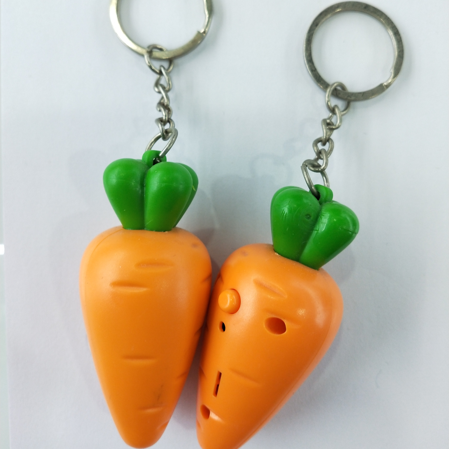 Jianqing Carrot LED light Emitting Light and sound keychain pendant accessory 01