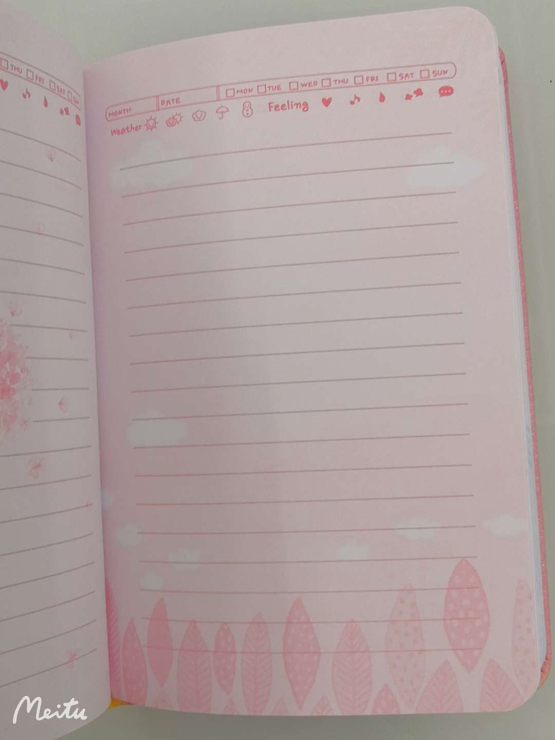 幻彩PU皮工艺笔记本（猪猪女孩）详情图1