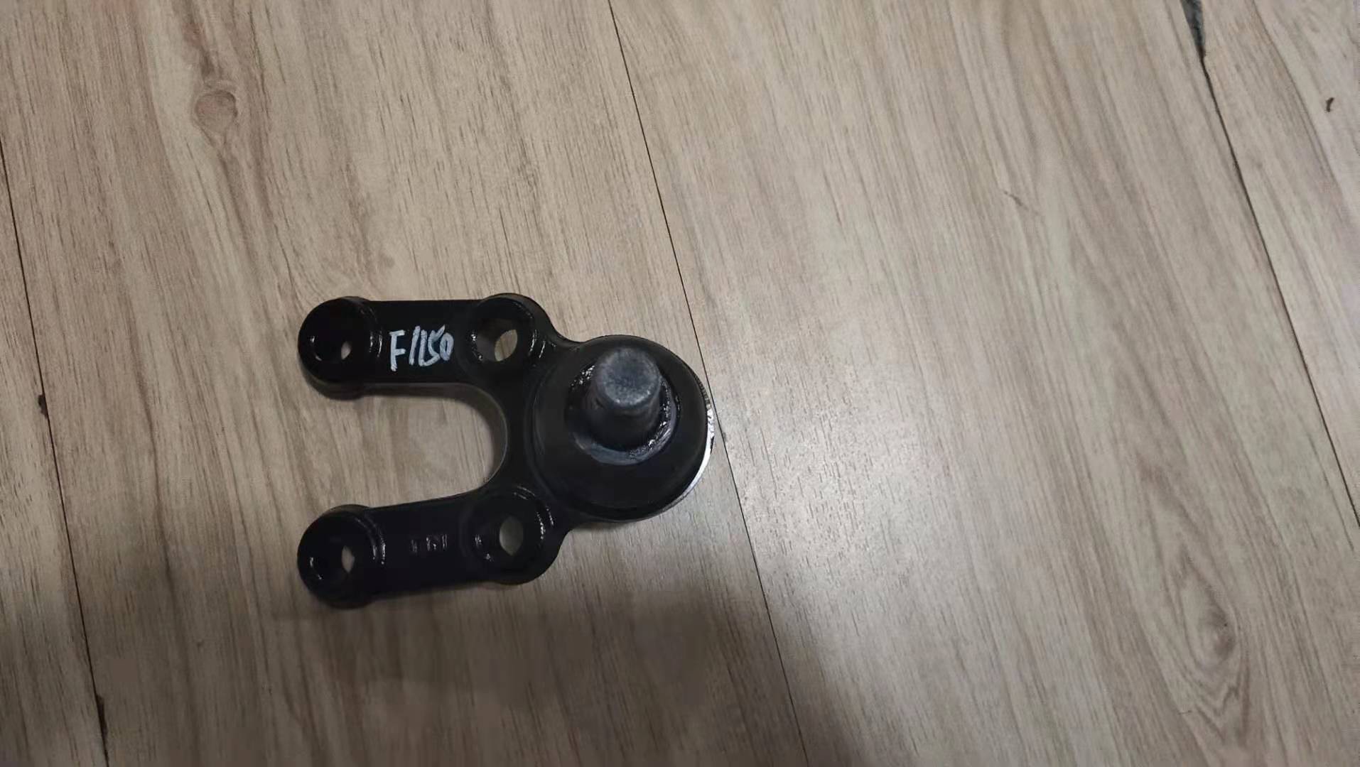 The ball joint 44505-05001 is suitable for Daewoo Motors Application Scenario