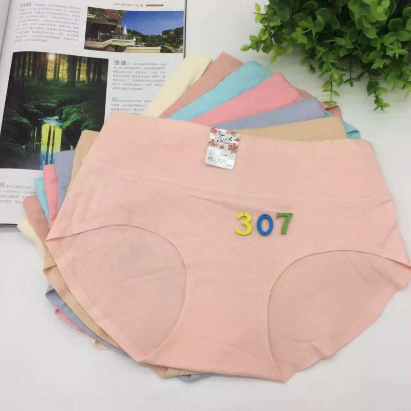 Ladies And Girls Triangle Flat Seamless Seamless Panties 661