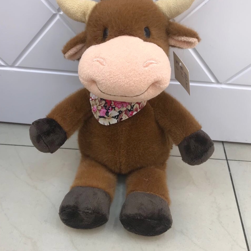 Boutique plush toy scarf human cow large two color optional holding mouth doll dream plush toy