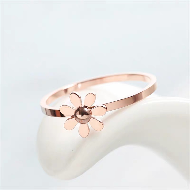 Momo Fashion Niche Design Ring Female Titanium Steel Plated Rose Gold Couple Ring Male Tail Ring Girlfriends Index Finger Ring