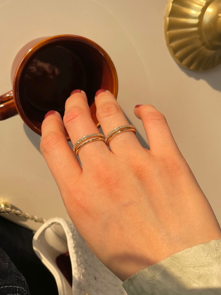 Honeymoon is highly recommended! French-style light luxury niche ring, fashionable and individual for women, fine circle simple ring, black index finger Specification image