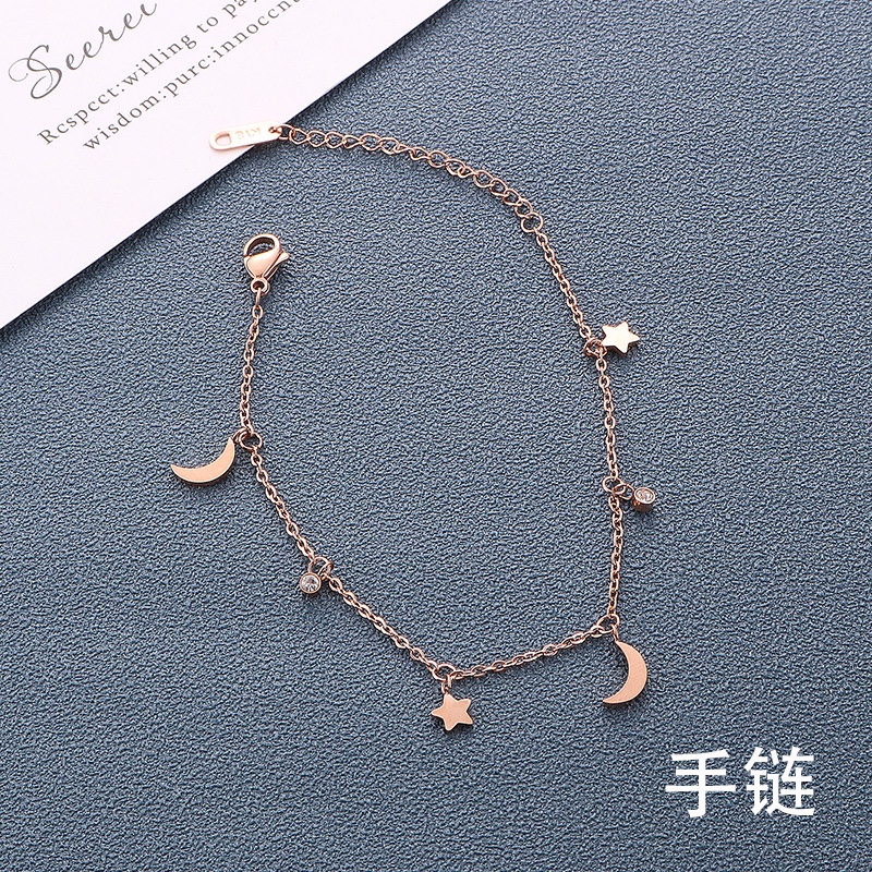 星星月亮钛钢手链女流行手饰品新品上市手环抖音网红爆款图