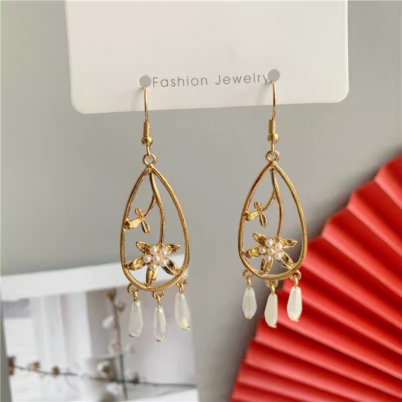 Elegant temperament elegant lady fashion personality crystal earrings