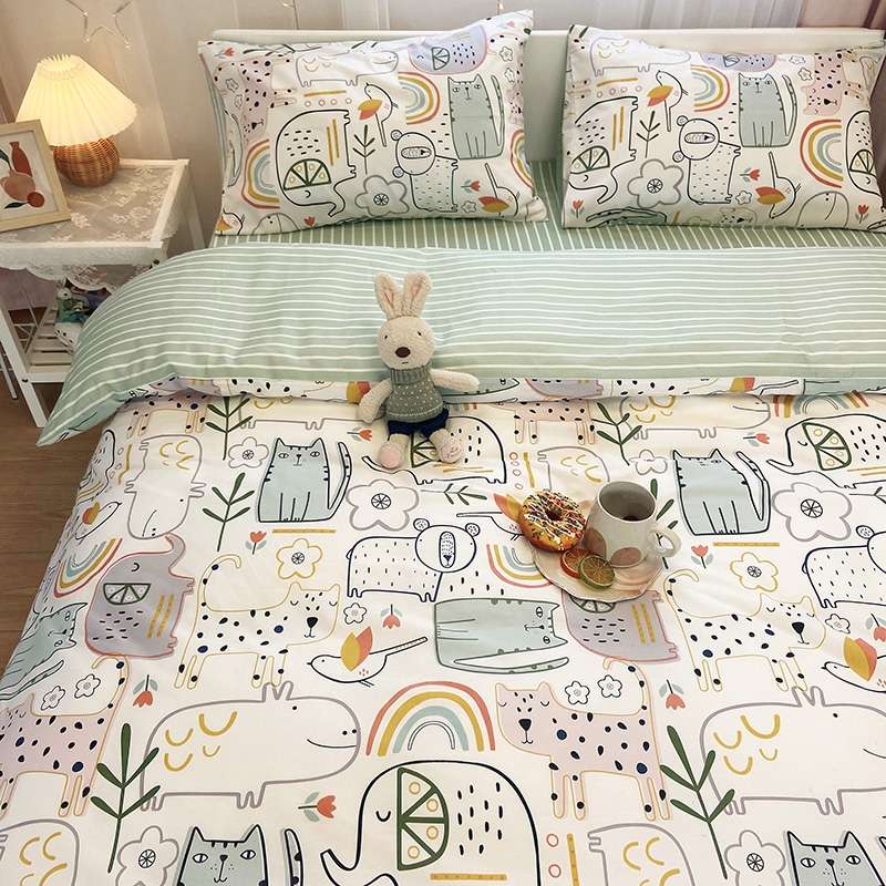 Garden Small Fresh Four-Piece Set Retail Wholesale Cotton Cotton Style Multi-Size Can Be Customized Graffiti Cartoon Application Scenario