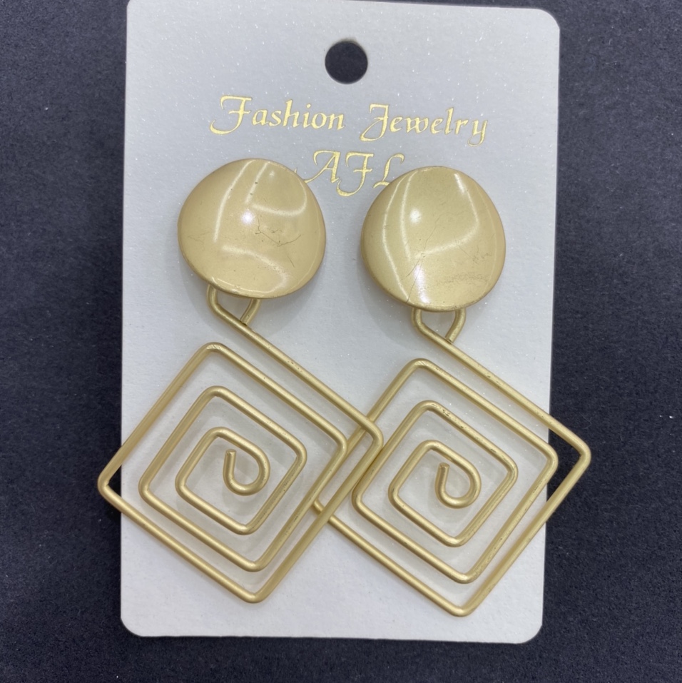 欧美时尚大牌带钻耳饰095