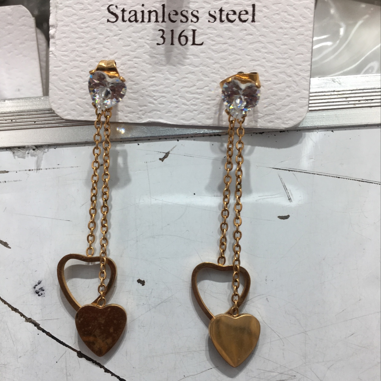 Double heart-shaped earrings, earrings, necklaces, stainless steel Taiyuan Iron and Steel source manufacturer, the first choice for Kuaishou Live streaming and Douyin.