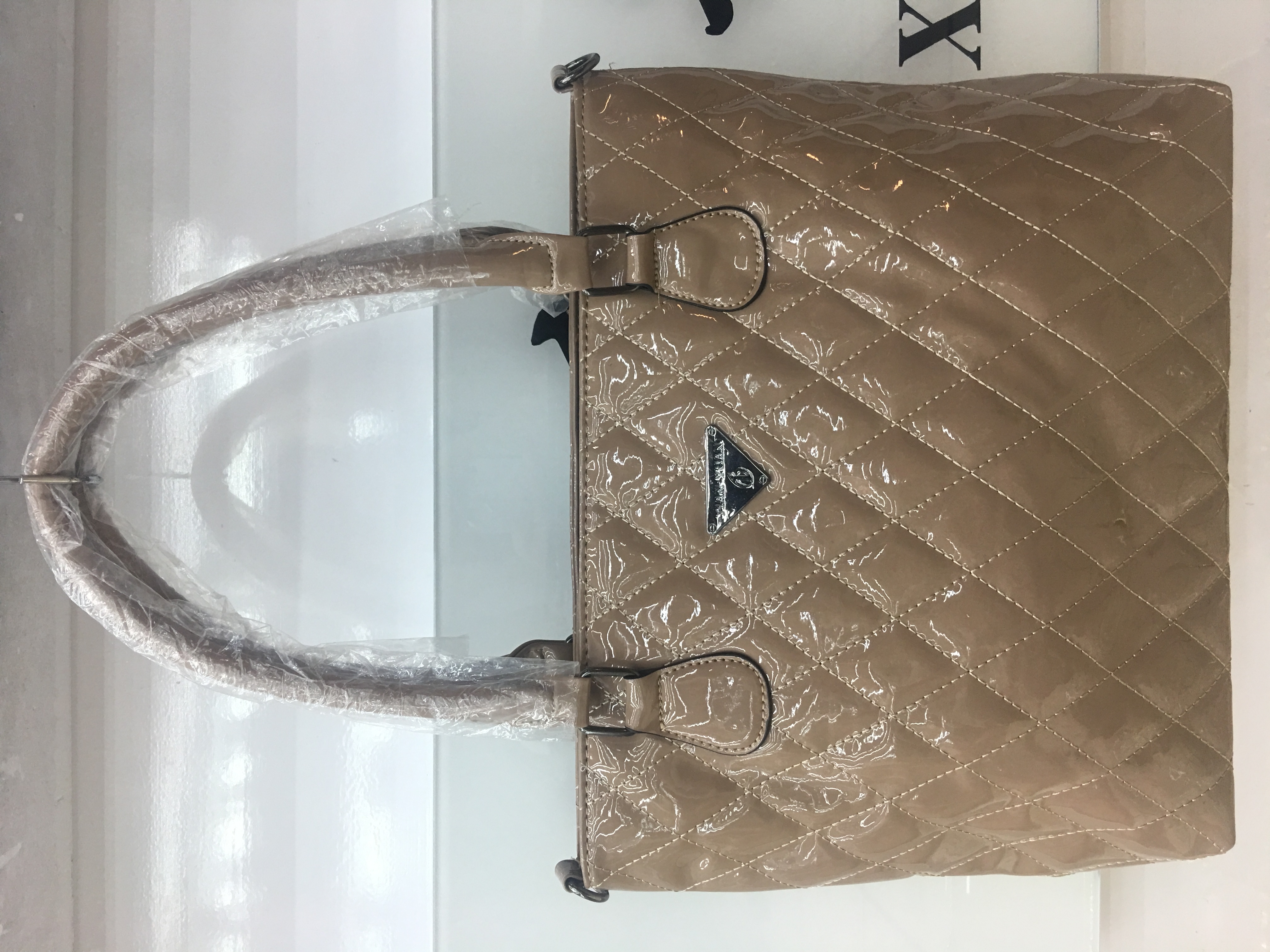 2021年时尚简约半PU休闲新款特价双口手提包SK07
细节图