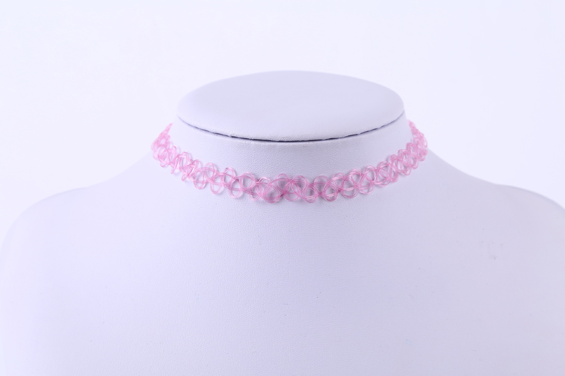 FLY1043 fishing line necklace factory direct sales, fishing line retro tattoo collarbone necklace, Yiwu handmade jewelry street stall wholesale Application Scenario