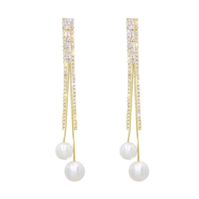 新款个性原创设计水钻流苏搭配古典珍珠气质款耳环耳饰细节图