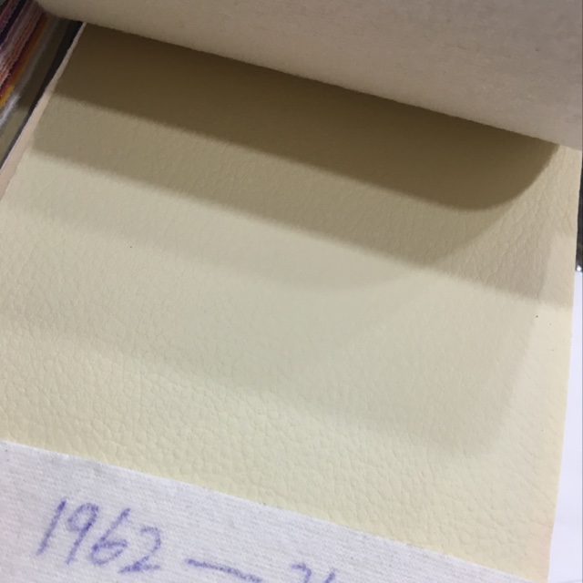 1046