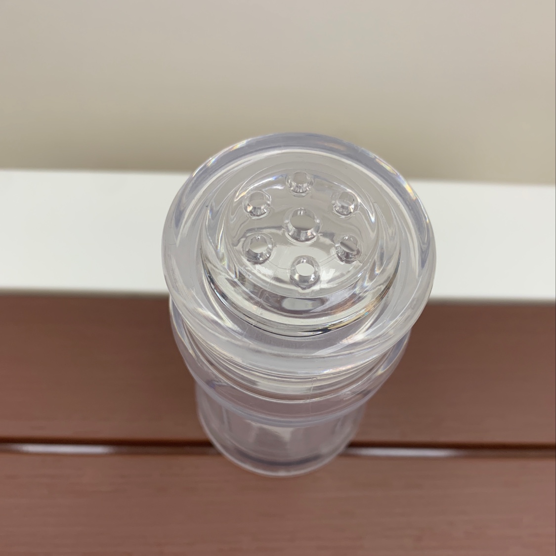 Close-up of product details-Removable lid for easy cleaning