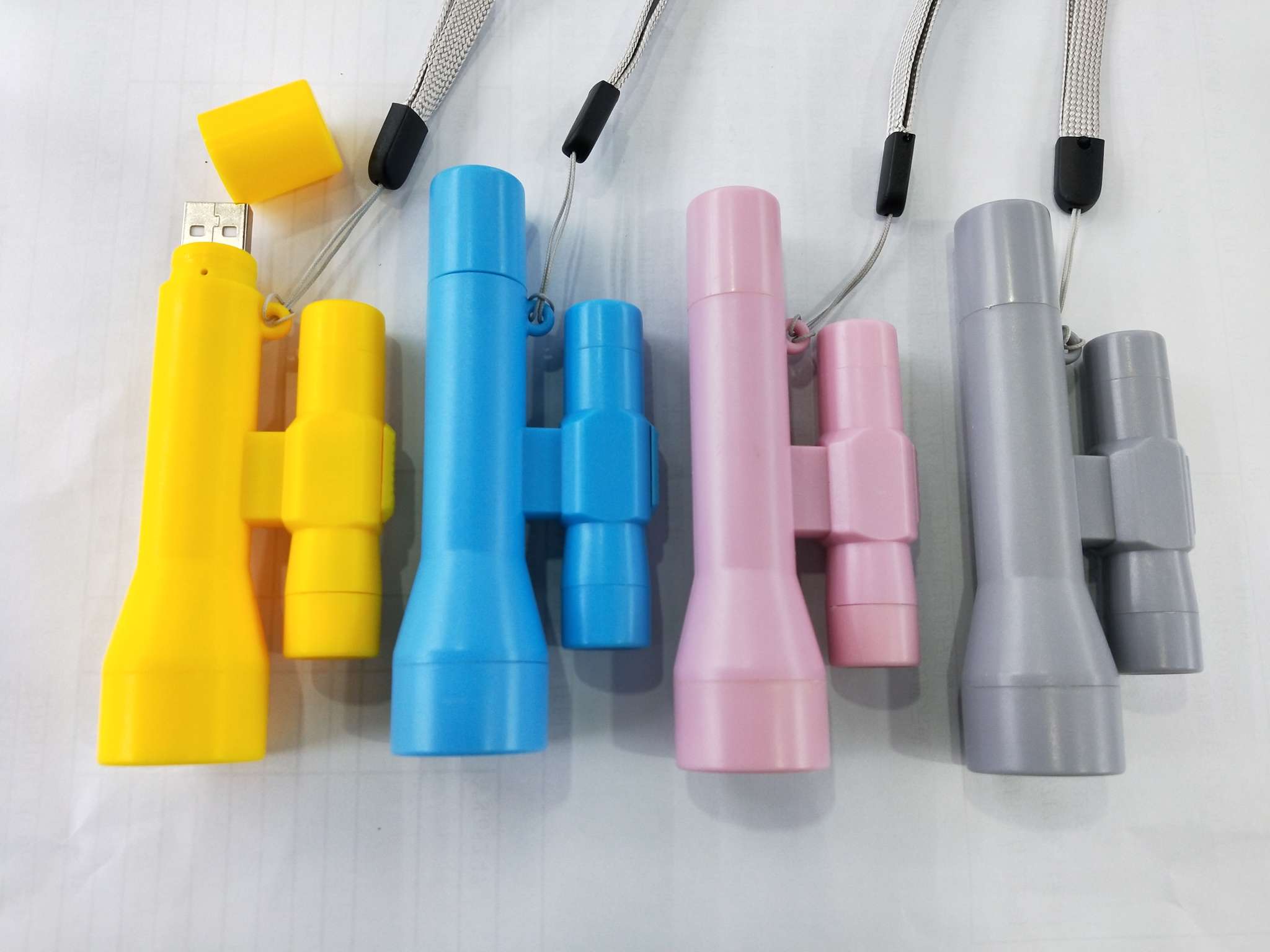 Jianqing Electronics 098 Laser White Light Pen USB Charging Flashlight Hand-held Flashlight Wholesale 01 Item Picture