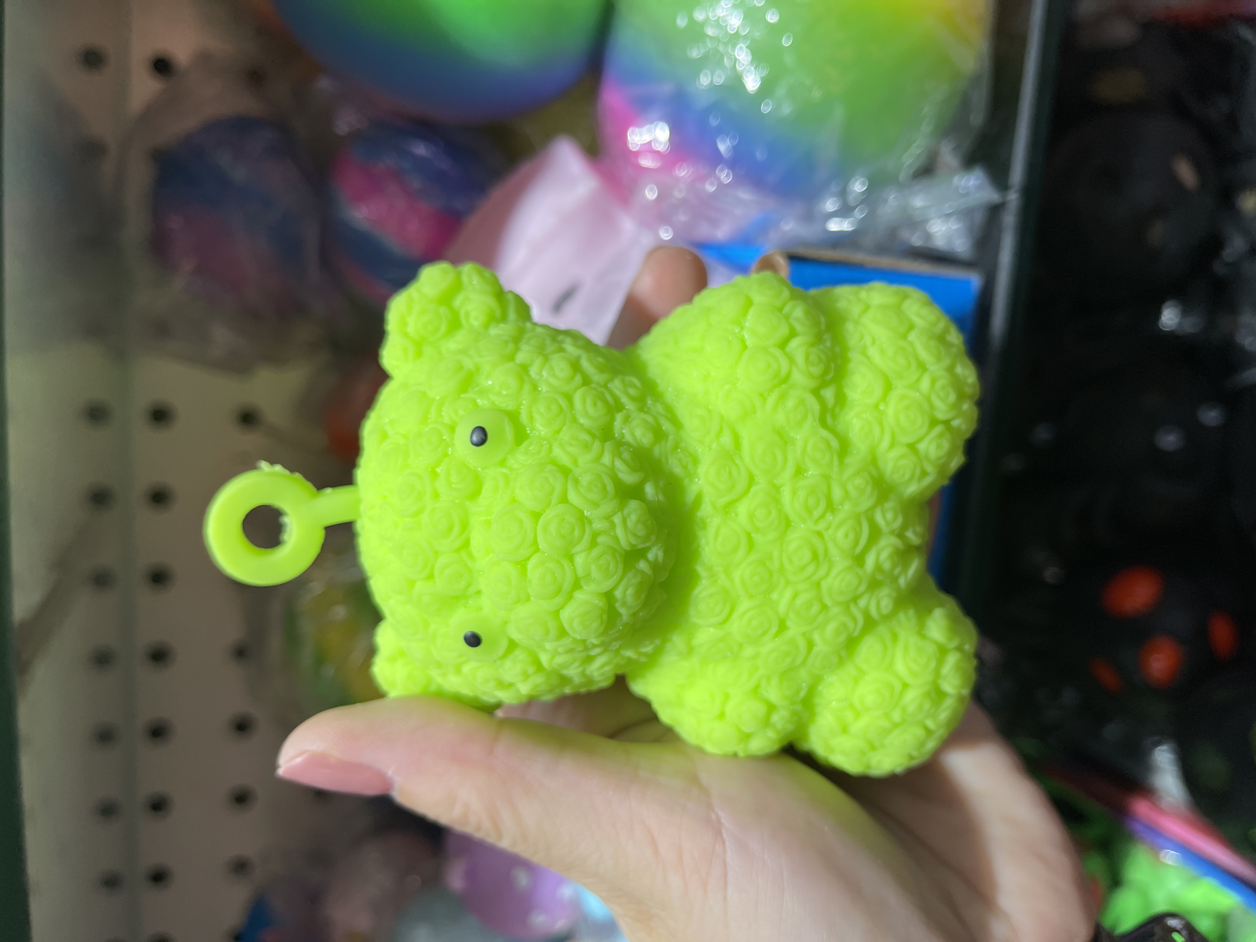 Rose Bear Squeeze Stress Relief Magic Tool, transformable shape Creative Cartoon Cute Toy HY071, Leisure Sports toy Application Scenario